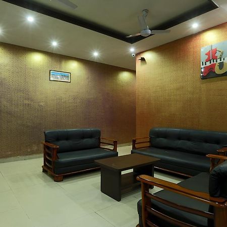 Hotel Parshuram Γουβαχάτι Εξωτερικό φωτογραφία