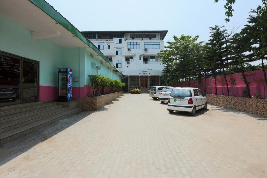 Hotel Parshuram Γουβαχάτι Εξωτερικό φωτογραφία
