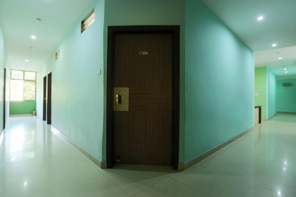 Hotel Parshuram Γουβαχάτι Εξωτερικό φωτογραφία