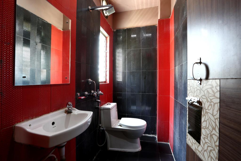 Hotel Parshuram Γουβαχάτι Εξωτερικό φωτογραφία